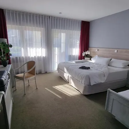 Matz Brunnenhof 3*