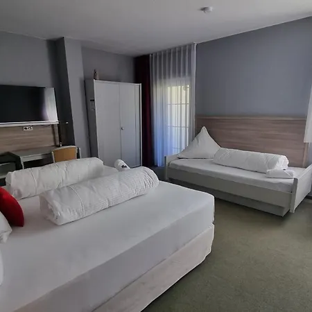 Szálloda Matz Brunnenhof Wilgartswiesen